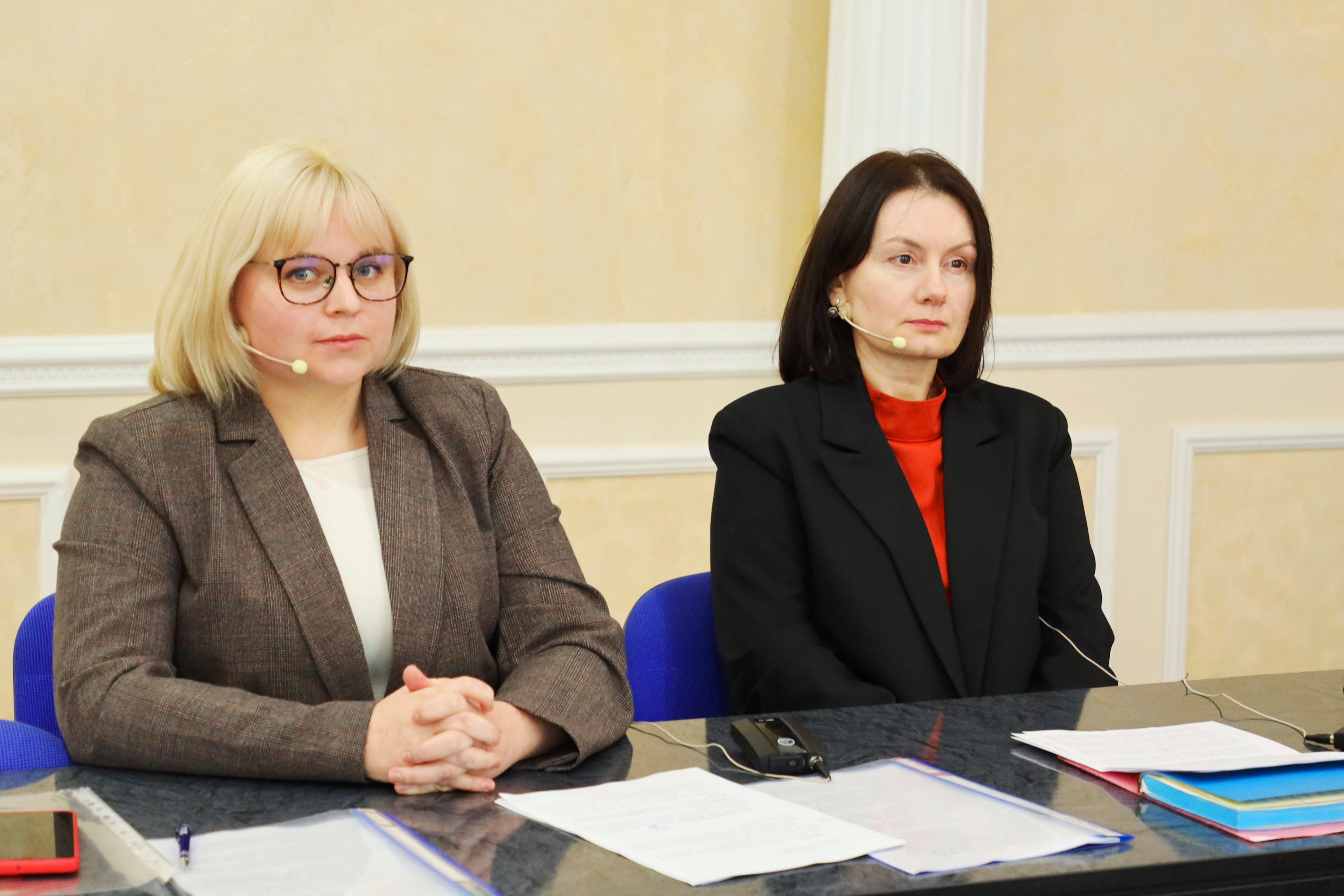 Рецензенти разової спеціалізованої вченої ради PhD10970